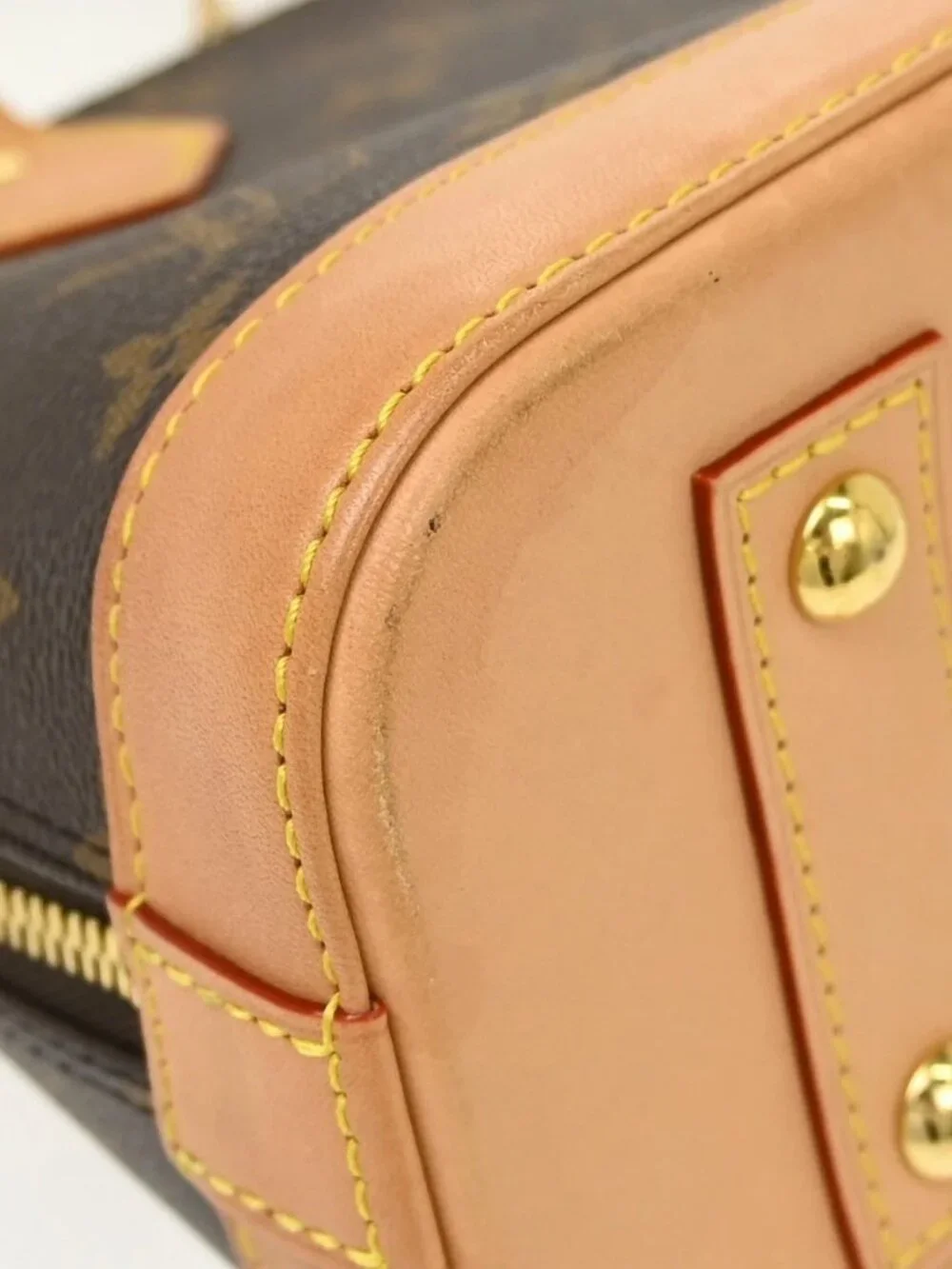 Louis Vuitton Monogram Alma BB Monogram Handbag M53152